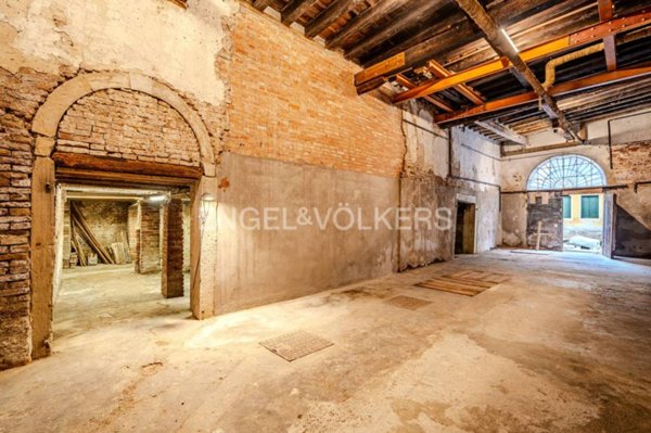 appartamento in vendita a Venezia in zona Sestiere Castello