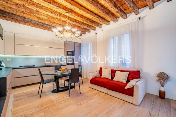 appartamento in vendita a Venezia in zona Sestiere Santa Croce