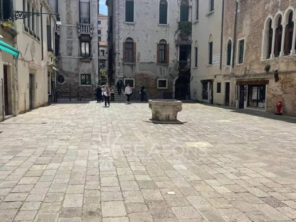 appartamento in vendita a Venezia in zona Sestiere Santa Croce
