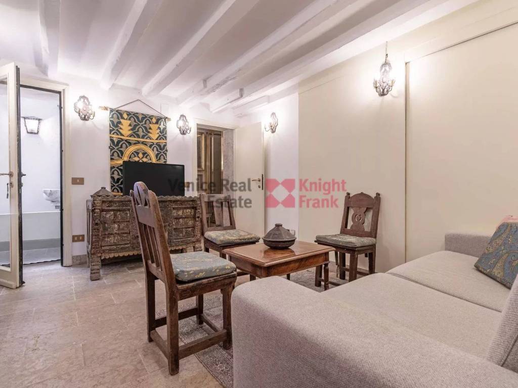 appartamento in vendita a Venezia in zona Sestiere Dorsoduro