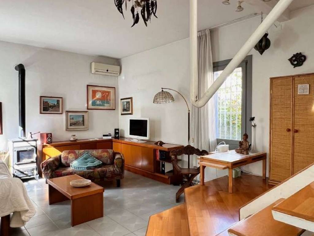 casa semindipendente in vendita a Venezia in zona Mestre