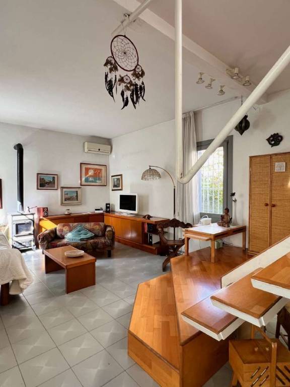 casa indipendente in vendita a Venezia in zona Mestre