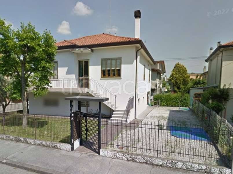 casa indipendente in vendita a Venezia in zona Chirignago
