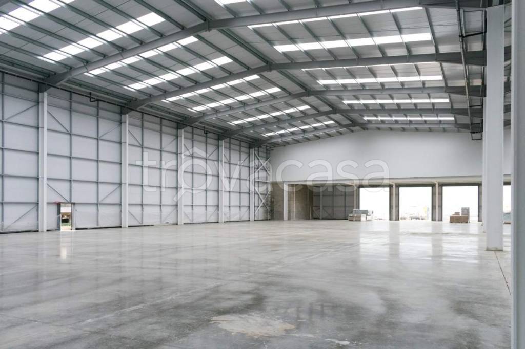 locale commerciale in vendita a Venezia in zona Marghera