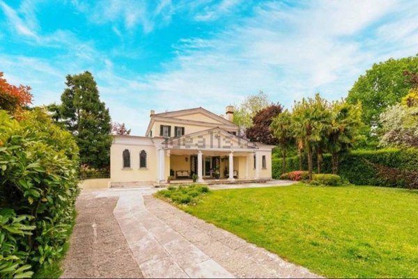 casa indipendente in vendita a Venezia in zona Mestre