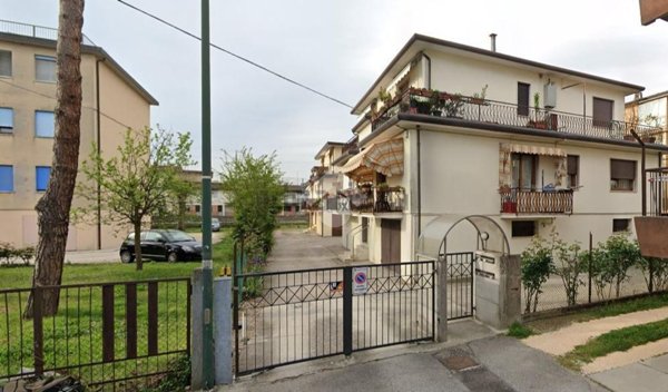 locale di sgombero in vendita a Venezia in zona Mestre