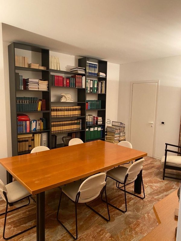 ufficio in vendita a Venezia in zona Mestre