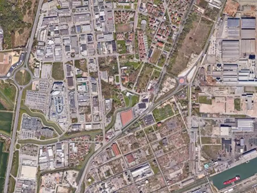terreno edificabile in vendita a Venezia in zona Marghera