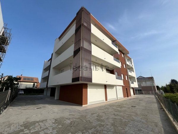 appartamento in vendita a Venezia in zona Trivignano