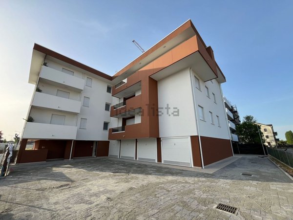 appartamento in vendita a Venezia in zona Trivignano