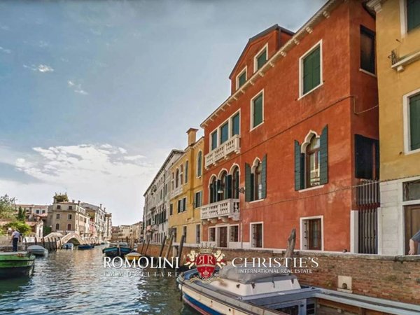 appartamento in vendita a Venezia in zona Sestiere Santa Croce