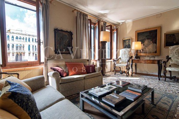 appartamento in vendita a Venezia in zona Sestiere Dorsoduro