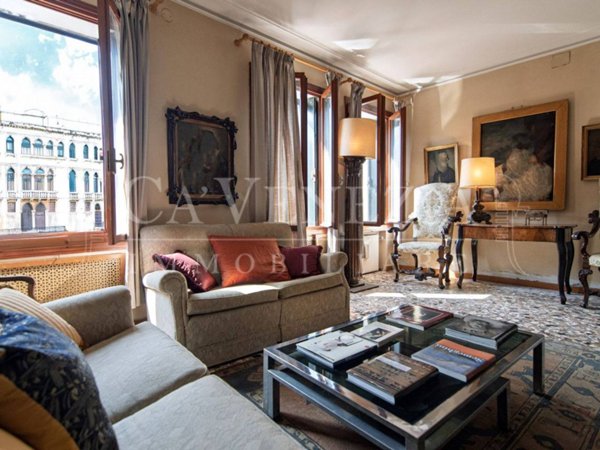 appartamento in vendita a Venezia in zona Sestiere Dorsoduro