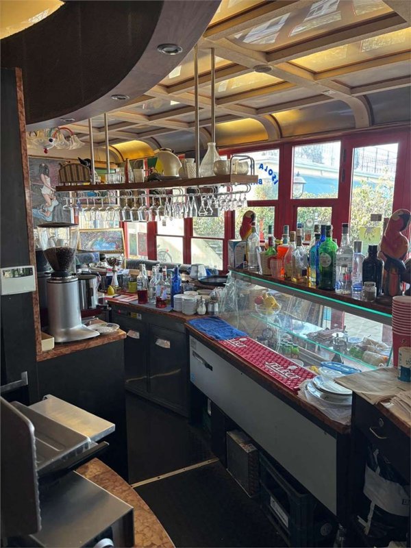 negozio in vendita a Venezia in zona Lido di Venezia