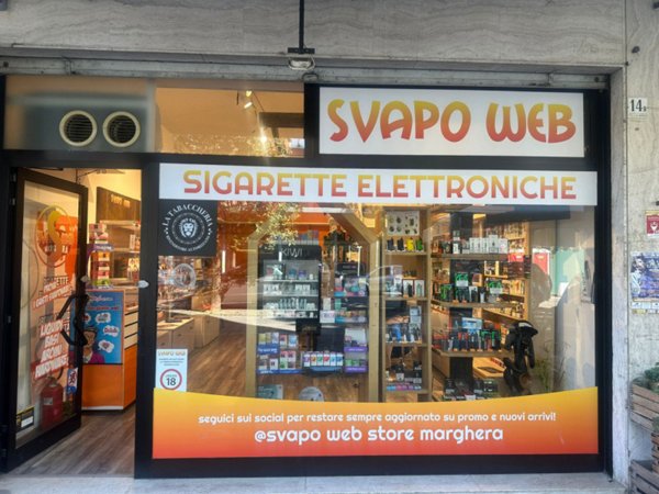 negozio in vendita a Venezia in zona Marghera