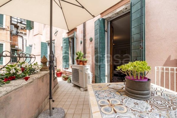 appartamento in vendita a Venezia in zona Sestiere Cannaregio
