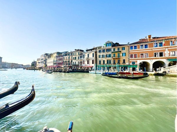 appartamento in vendita a Venezia in zona Sestiere San Marco