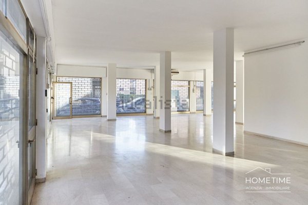 locale commerciale in vendita a Venezia in zona Mestre