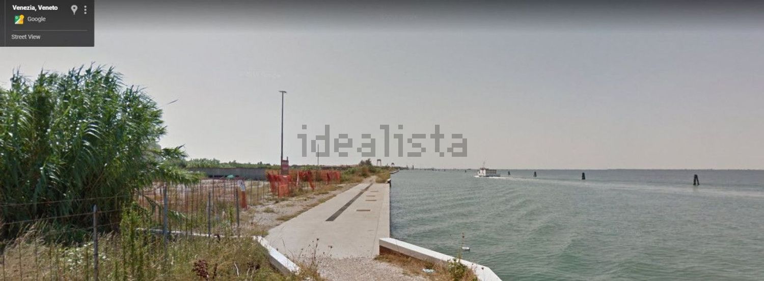terreno edificabile in vendita a Venezia in zona Pellestrina