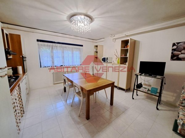 appartamento in vendita a Venezia in zona Lido di Venezia