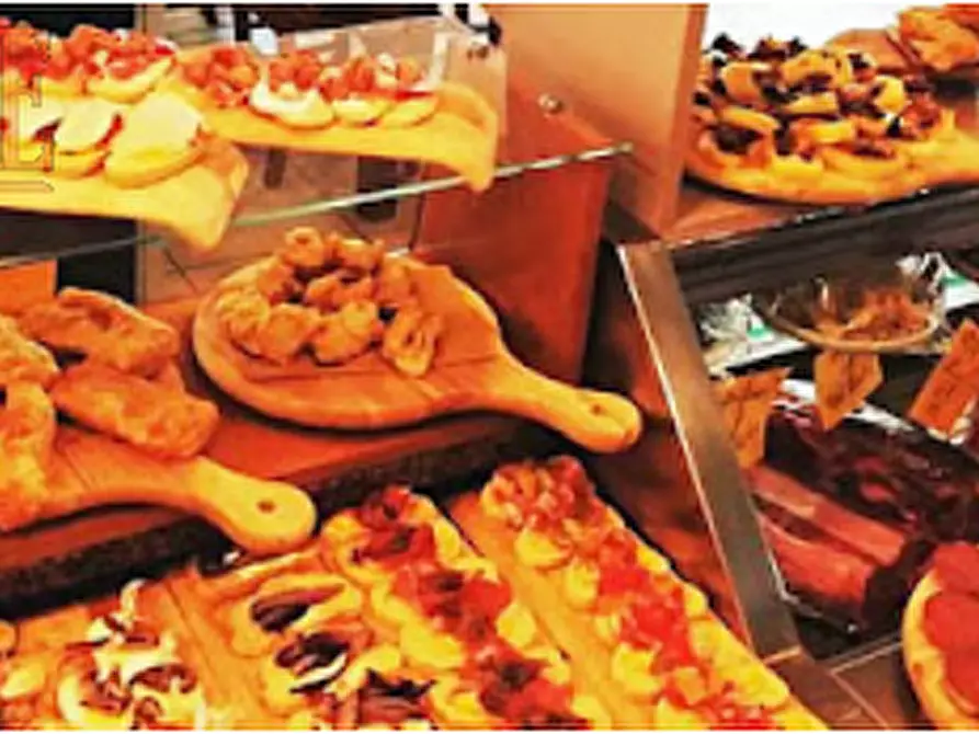 negozio in vendita a Venezia in zona Favaro Veneto