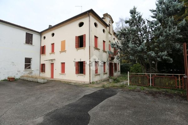 casa indipendente in vendita a Venezia in zona Mestre