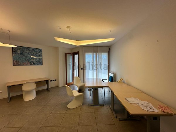 ufficio in vendita a Venezia in zona Mestre