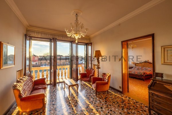 appartamento in vendita a Venezia in zona Murano