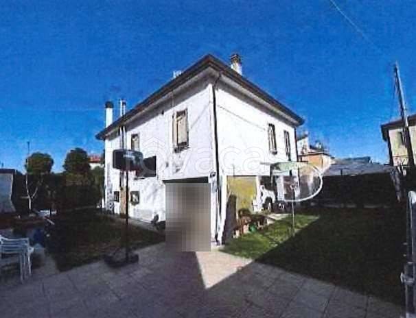 casa indipendente in vendita a Venezia in zona Chirignago