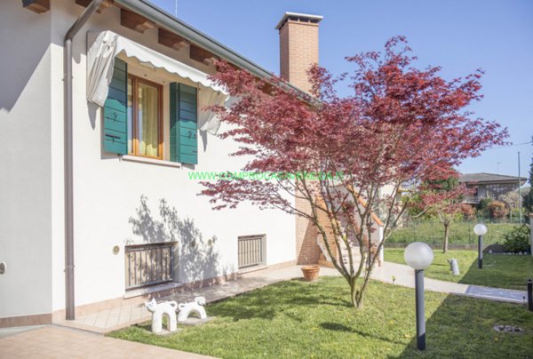 casa indipendente in vendita a Venezia in zona Trivignano