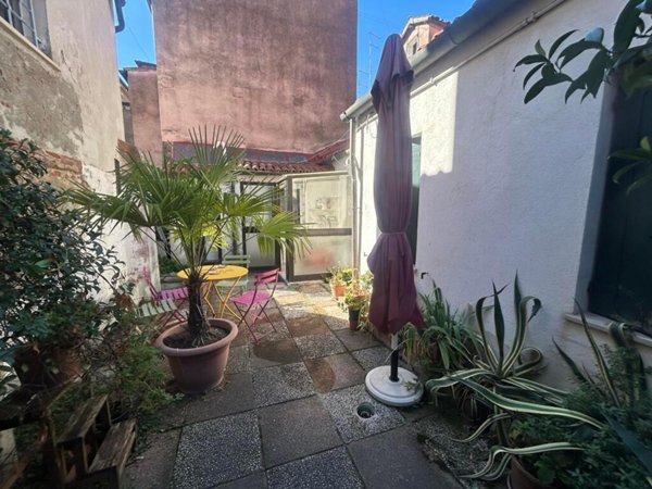 casa indipendente in vendita a Venezia in zona Sestiere Castello