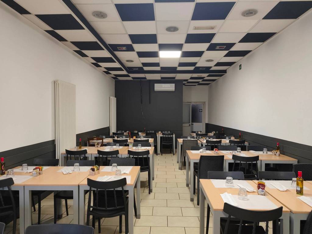 negozio in vendita a Venezia in zona Trivignano