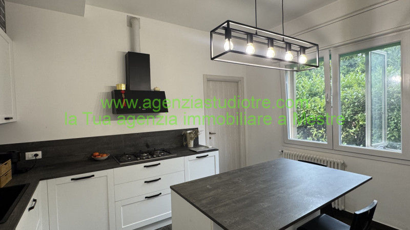 casa indipendente in vendita a Venezia in zona Mestre