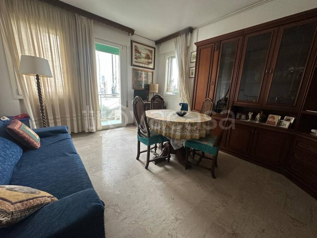 appartamento in vendita a Venezia in zona Lido di Venezia