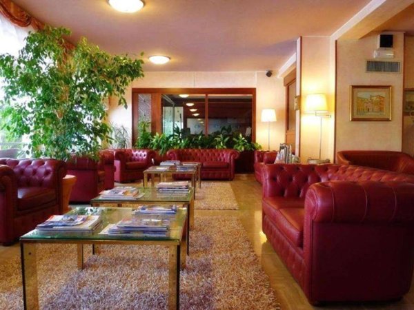 intera palazzina in vendita a Venezia in zona Marghera