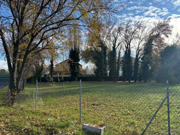 terreno edificabile in vendita a Venezia in zona Favaro Veneto