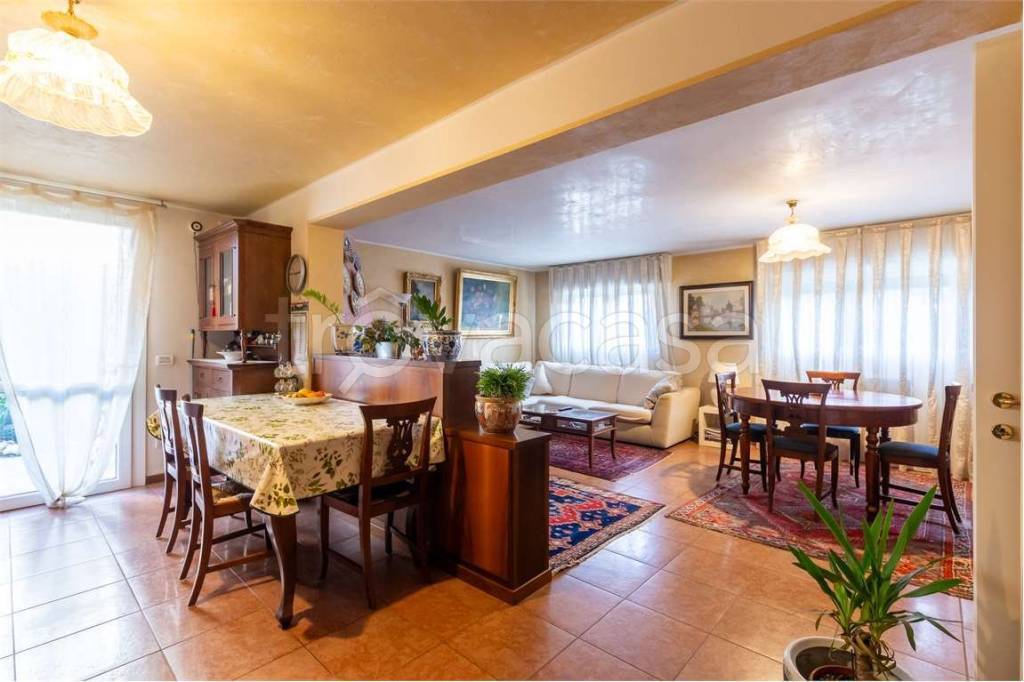 casa indipendente in vendita a Venezia in zona Mestre