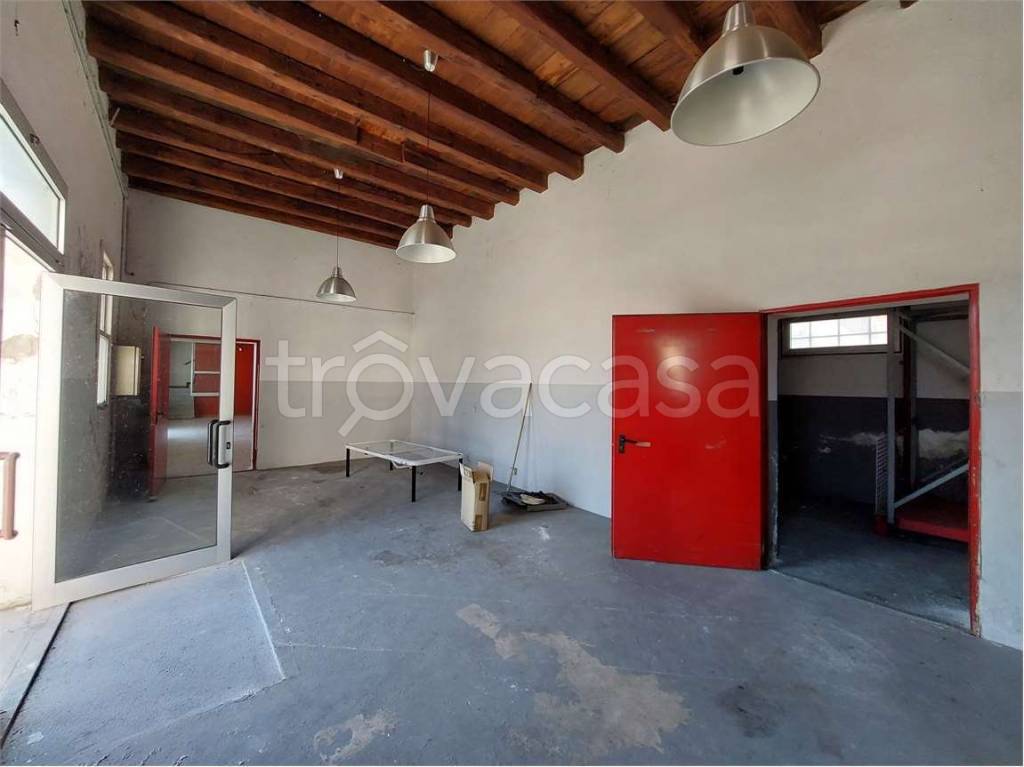 negozio in vendita a Venezia in zona Mestre