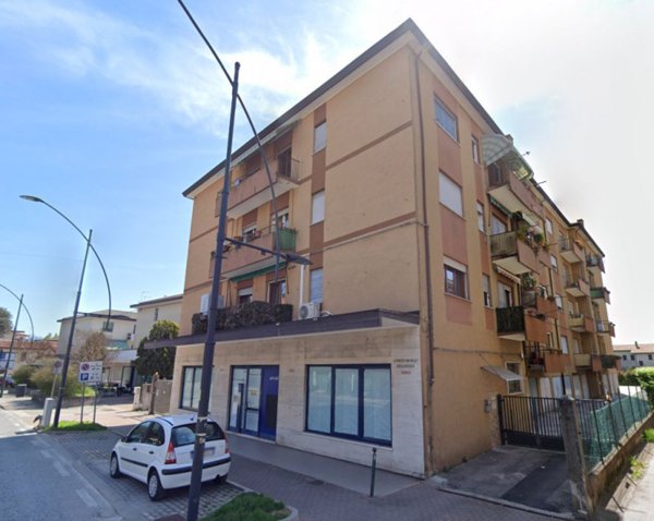 ufficio in vendita a Venezia in zona Marghera