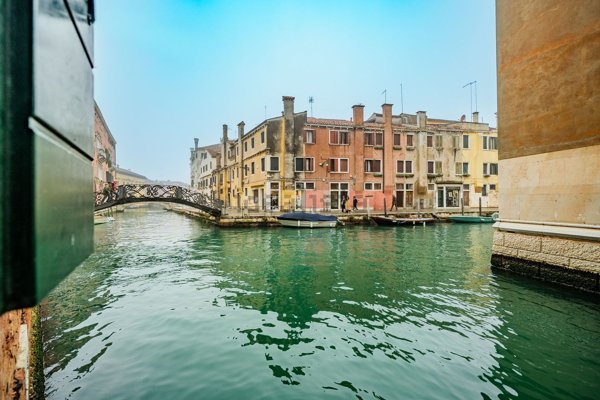 appartamento in vendita a Venezia in zona Sestiere Santa Croce