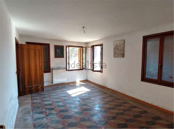 casa indipendente in vendita a Venezia in zona Mestre