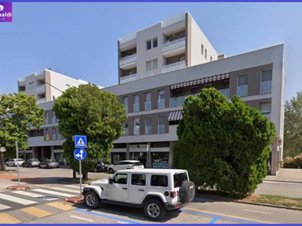 ufficio in vendita a Venezia in zona Marghera