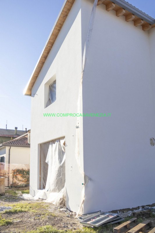 casa semindipendente in vendita a Venezia in zona Zelarino