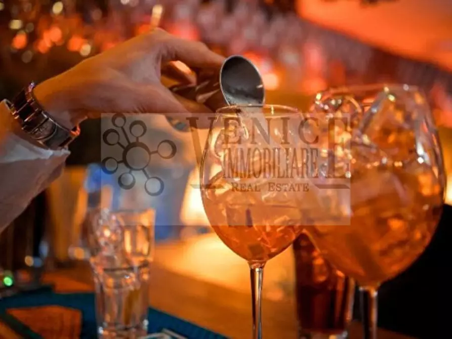 negozio in vendita a Venezia in zona Mestre