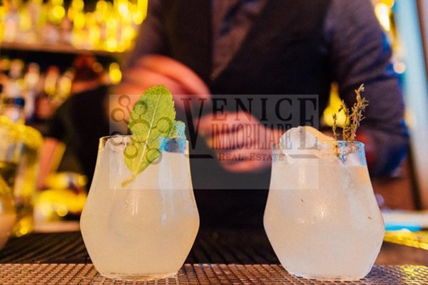 negozio in vendita a Venezia in zona Mestre