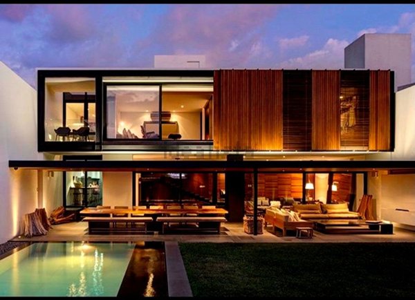 esavano in vendita a Venezia in zona Campalto