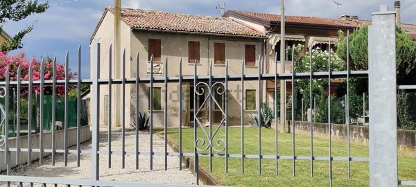 casa indipendente in vendita a Venezia in zona Trivignano