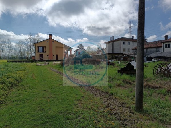 casa indipendente in vendita a Venezia in zona Trivignano