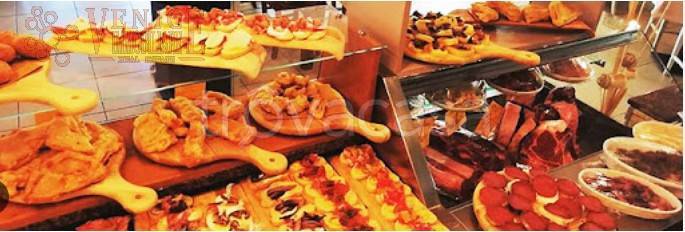 negozio in vendita a Venezia in zona Favaro Veneto