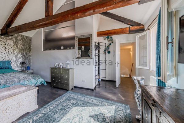 esavano in vendita a Venezia in zona Sestiere Dorsoduro